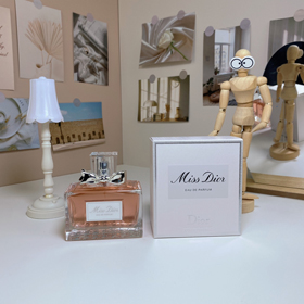 Dior Blühende Schatz EDP-3068  